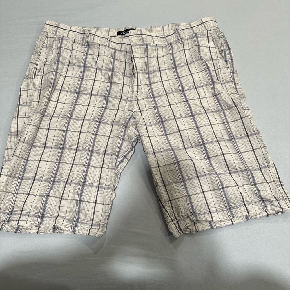 Kenneth Cole men’s shorts size 38